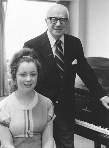 Juilliard School - with professor Sascha Gorodnitzki at his studio, May 1975