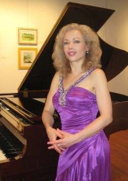 Sophia Agranovich at the Watchung Arts Center